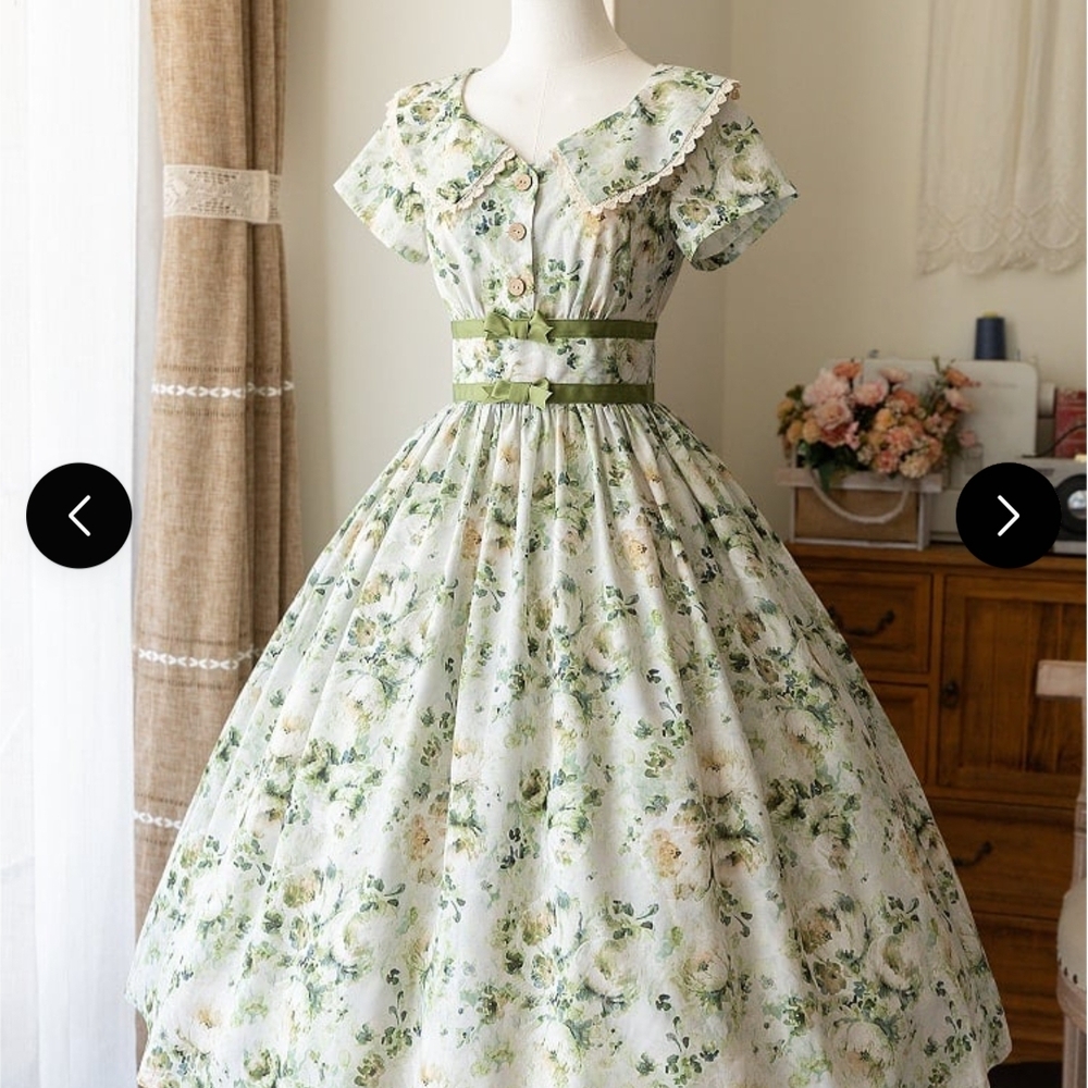 Floral Vintage-Style Dress with Green Accents